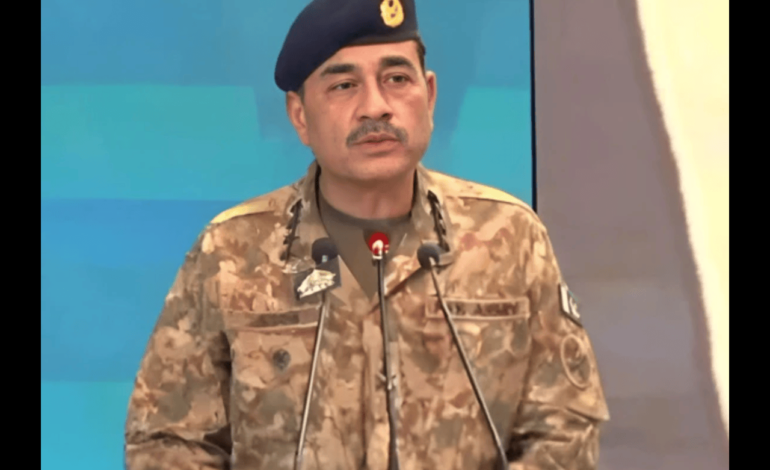  Army Chief Vows to Neutralize Threats to Pakistan’s Stability