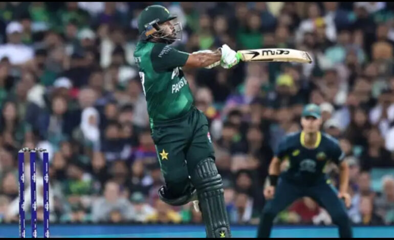  Pakistan Chooses to Bat First in Third T20 Against Australia