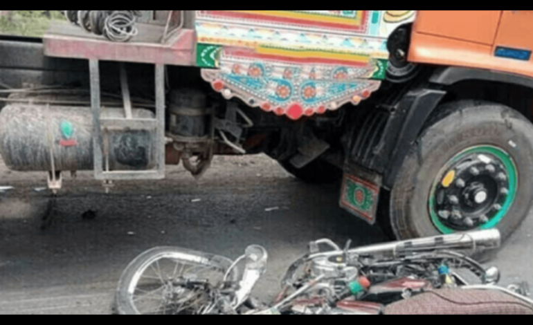  Water Tankers and Dump Trucks Become a Threat on Karachi Streets, Leaving Four Dead